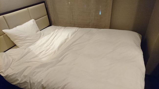 17時前にラビスタ函館ベイに戻り、チェックインと預けていた荷物の引き取りを。<br /><br />部屋に7階でした。