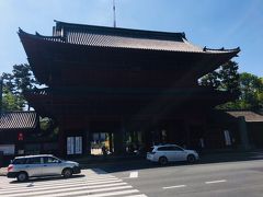 「増上寺」。
三縁山広度院と号し、浄土宗七大本山の一つです。
こちらはその三解脱門（重要文化財）。
