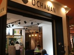 無事に羽田空港に到着し、搭乗時間までに余裕があったのでお昼ご飯を食べに「OCHAWAN」というお店に入りました。