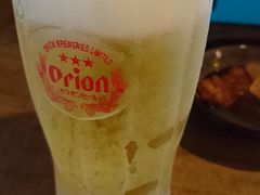 さてと、夜になりました。
オリオンビールで乾杯！！