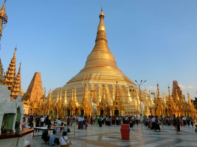古玩・ビルマ期「女神像」土着信仰・ミャンマー・ダーミカラマ・ビルマ寺院・唐金 古玩・ビルマ期「女神像」土着信仰・ミャンマー・ダーミカラマ