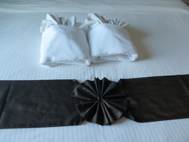 電車を乗り継いで来たのは初オンヌット。<br />部屋が空いていたらしく、アップグレードしてくれました。