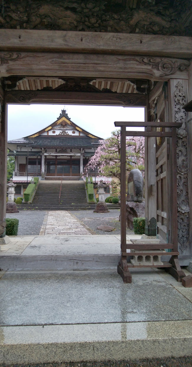 雨の郡上八幡を歩く