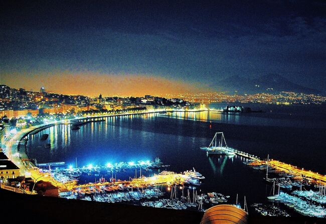 ナポリ旅行 ポジリポの丘 リニューアル版 ナポリ イタリア の旅行記 ブログ By Ryujiさん フォートラベル