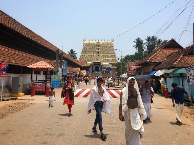 南アジア縦横断の旅 6 India インド入国 カニャクマリ トリバンドラム コバラム バルカラビーチ インドの旅行記 ブログ By Sawadeekazuさん フォートラベル 南アジア縦横断の旅 6 India インド入国 カニャクマリ トリバンドラム コバラム バルカラビーチ インドの旅行記 ブログ By Sawadeekazuさん フォートラベル