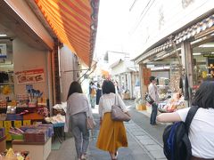 城ヶ島へ。
城ヶ島はお土産街があって、こちらも賑わっています。