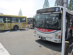 北口に出ると、ちょうど森林公園南口へ行くバスが出発するところだったので、飛び乗りました。
「森林公園」駅だから公園まで近いのかと思ったら、駅から公園までは3kmもあるみたいです。