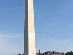 Washington Monument(ワシントン記念塔)

中を見学できるそうですが、私が行ったときは工事中でみれず残念でした。
写真でしか見ることができなかったものなので、見ることができて感激です。