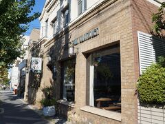 昼食は京大近くにある進々堂へ。