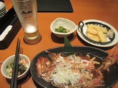 駅構内にある居酒屋で旅の打ち上げ！！
最後はやっぱりキンメだね！