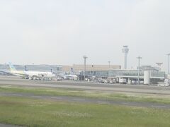 8:10 少し早めに羽田空港に到着です。