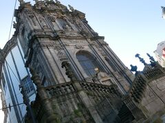 まずはクレゴリス教会！