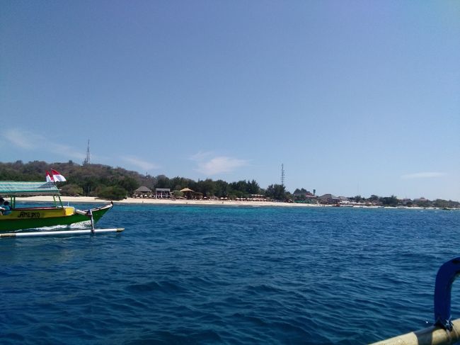 さあ、いよいよです。海の透明度、魚の種類、カメに会えるかどうか？