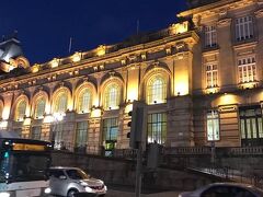 サンベント駅のライトアップ。