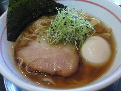 この日は岐阜タウンをぶらり
まずはラーメンの人気店で腹ごしらえ