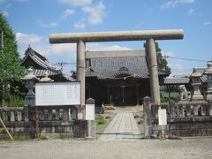 富岡製糸場へと向かう途中にあった富岡諏訪神社に立ち寄りました。