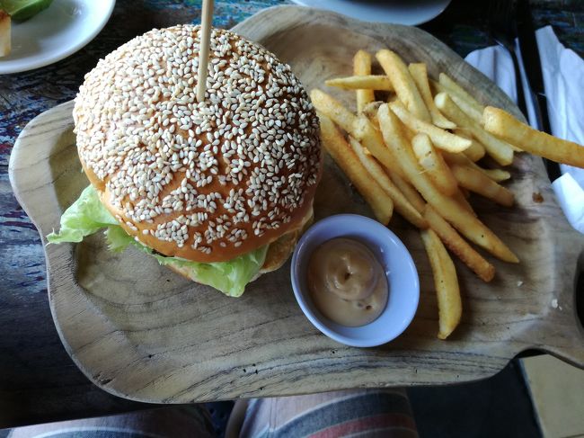 ハンバーガー、美味しかったみたいです！