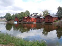 マラソンを走った後の日、ポルボーの街へ路線バスで