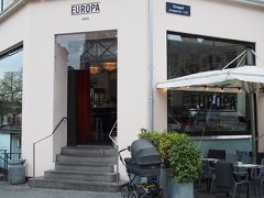 
朝食を食べにストロイエへ
行きたかったカフェ ヨーロッパ1989へ
モーニングプレートとエスプレッソを頼みました