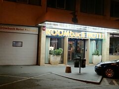 30分ほど走りホテル近くでおろしてもらい、みなさんにお礼を言って、トコトコ歩く。
深夜なので、すれ違う人に多少警戒しながら。

遅れますメールを送っておいたので、問題なくチェックイン。
今日はブダペスト行きの飛行機に遅れが多数でたらしく、お客様が何人も遅いチェックインになったと、話してくれました。
詳しい理由は不明ですが、１機だけのトラブルではなかったみたい。