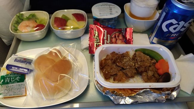 仁川行きの機内食。<br />年々美味しくなっている気がします。