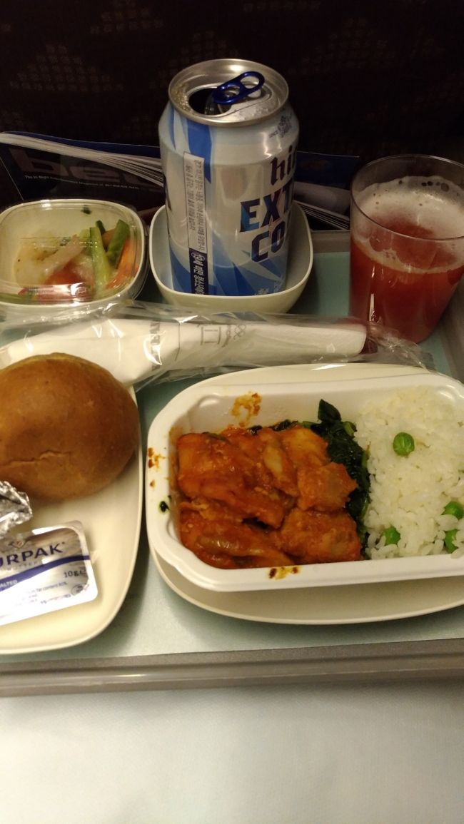 これはプーケット行きの機内食だったかな？