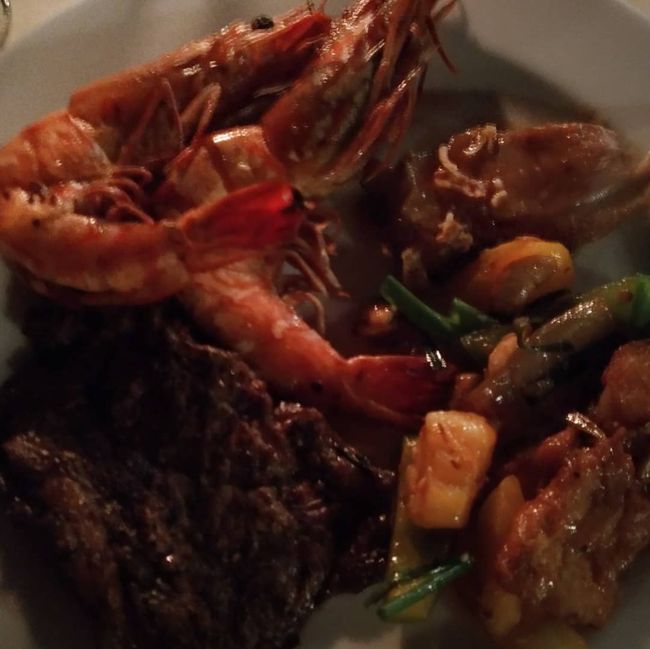 このお皿はバーベキュー！