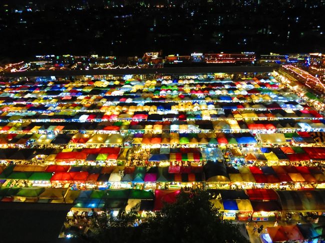 鮮やか～来れて良かった♪あっちでゴロゴロさまが鳴ってるので帰ります！
