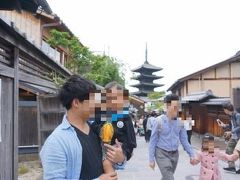 東山のシンボル、八坂の塔と記念撮影。

そうそうこれこれ。かなり京都っぽい＾＾
前回の台湾で写真を振り返っても台湾感が無かったので
京都っぽい写真を撮りたくて♪

袴もいい感じ＾＾