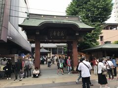 せっかくなのでとげぬき地蔵で有名な高岩寺を参拝