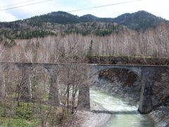 続いては、国道沿いの第五音更川橋梁を、