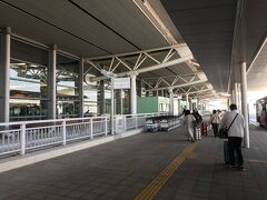 関空船乗り場７時に到着。そこからシャトルバスで関空第１ターミナルへ。７時１０分到着。いつもの景色です。