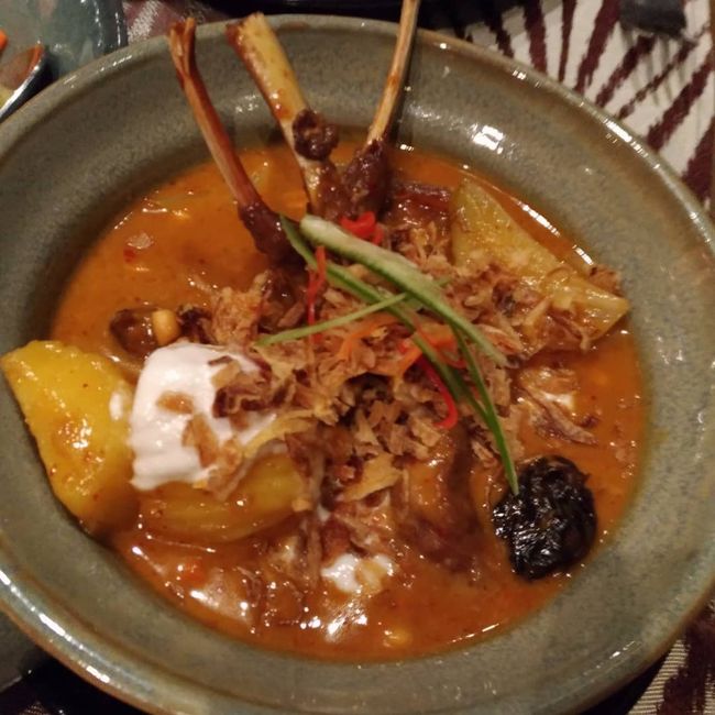 これがマッサマンカレー！<br />めちゃくちゃ美味！