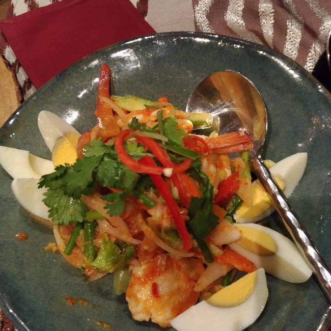 シーフードサラダ！ちょい辛！