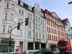 本日宿泊するホテル「City Hotel」EUR 65.00。
アイゼナハの駅から100m程度の場所にあります。