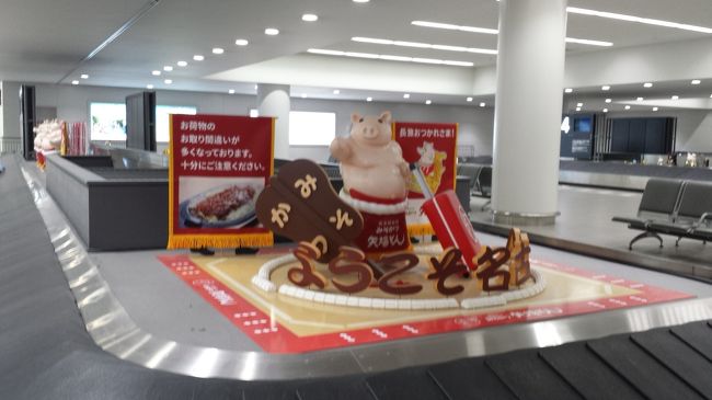 出口に向かう途中、矢場とんがお出迎えです。