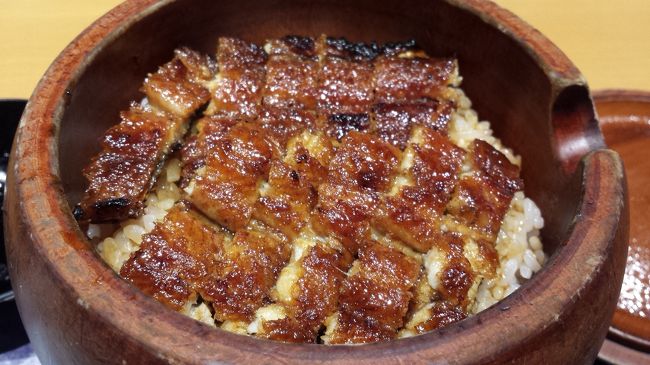 更にアップでもう一枚。<br />実は私、お寿司か鰻かと言われたら、絶対鰻を選びます。