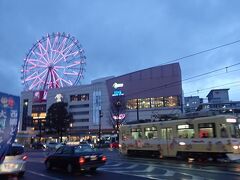 タクシーは嘉例川駅から１時間弱で鹿児島中央駅前に。