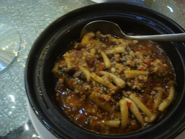 茄子だったかな？<br />認知症ではありませんが、物覚えが悪くなってます。<br />何を食べたかメモって無いので思い出すのに苦労します。<br />美味しかったのだけは覚えていますけど。