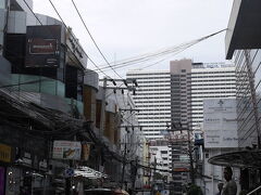 Nana駅で下車して性懲りも無くまたアラブ人街へ。