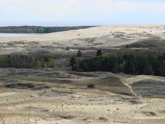 砂丘。右手を見るとバルト海。

ここは、砂州を中にして、潟湖とバルト海の両方が見える場所なのです。