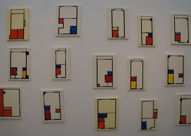 4. 同時代のアーティストの作品：日常と非日常の境にリアルを探る　より<br />中村 ケンゴ「コンポジション トウキョウ」1994/98年