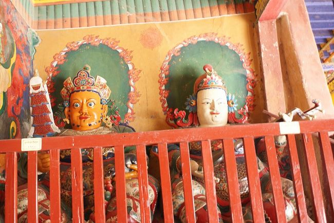 バンゴルチェエデ（白居寺）の門番です。