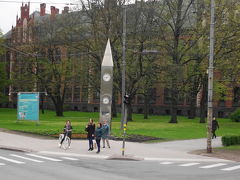 この時計塔は、リガの姉妹都市の神戸市から、独立を記念して１９９３年に贈られたものだそう。