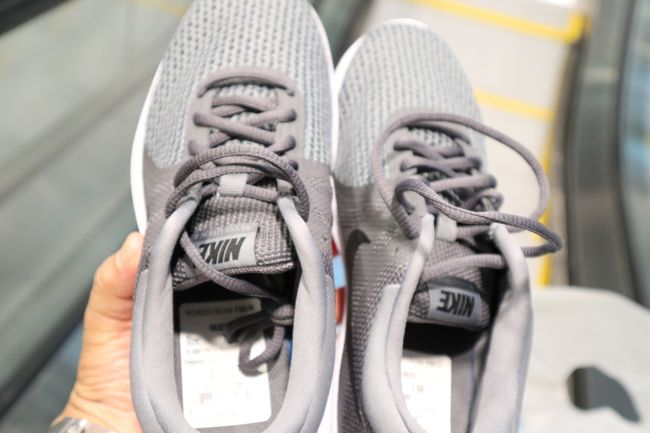 Gパンの品揃えが少なくなってました。<br />ここの魅力は日本の半値以下で買えるGパンだったのに残念です。<br />今回はジョギングシューズを買いました。<br />毎朝、マジックアイランドまで走りました。