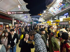 大邱のランドマークを楽しんだら、次は大邱おススメスポットの１つであり韓国の伝統を感じられる西門市場へ～！