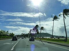 ハワイカイを通って東海岸沿いへ！！！
今日は風が強い。。。