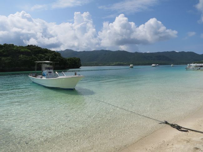 エメラルドグリーンの美しい海は飽きません。