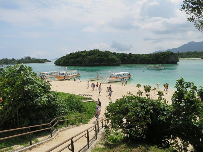 観光客もひっきりなしです。