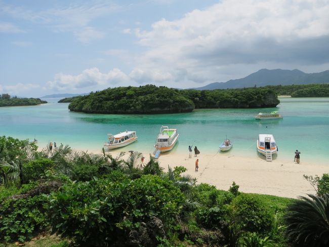 海の色は時々刻々変わります。